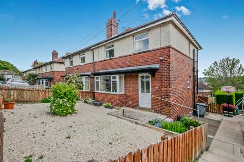 3 bed property, in Peaseland Avenue, £195,000