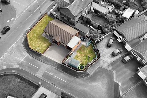 2 bed property, in Worthy Down, £270,000