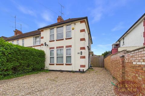 3 bed property, in Main Road, £294,000