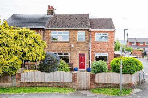3 bed property, in Chapel Lane, £254,995