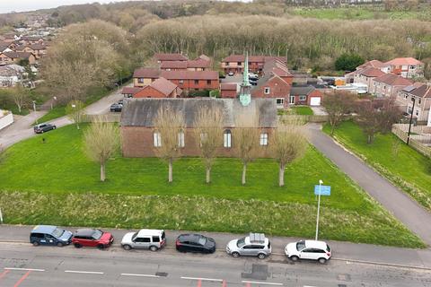4 bed property, in Schneider Road, £500,000