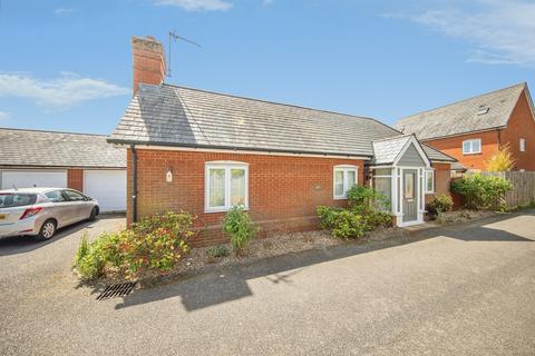 3 bed property, in Crozier Mews, £325,000