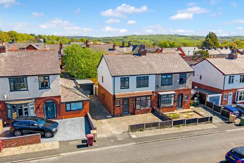 3 bed property, in Queens Avenue, £280,000