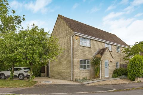 5 bed property, in Eastfield, £750,000