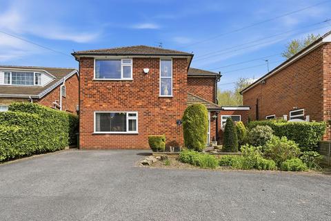 4 bed property, in Badger Road, £475,000