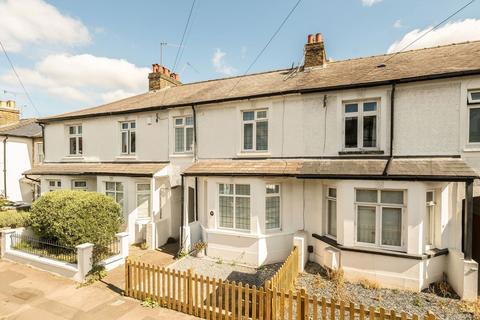 3 bed property, in Westfield Road, £725,000