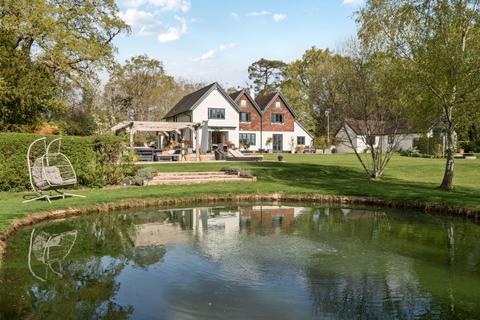 6 bed property, in Park Corner Lane, £2,350,000