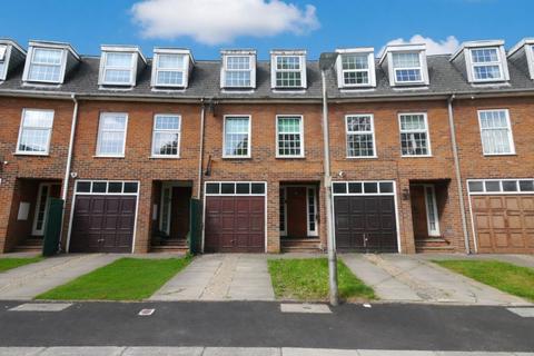 4 bed property, in Batterdale, £525,000