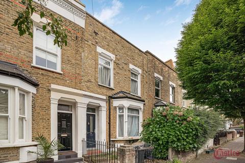 3 bed property, in Rushmore Road, £1,000,000