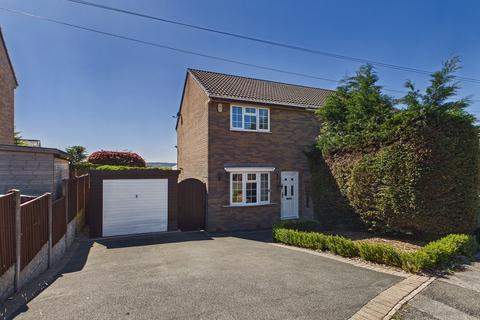 2 bed property, in Dale View Road, £150,000
