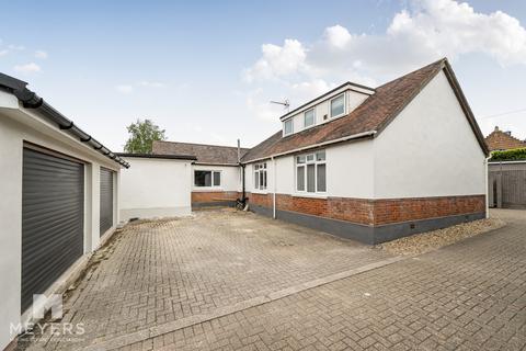 4 bed property, in Wareham Road, £550,000