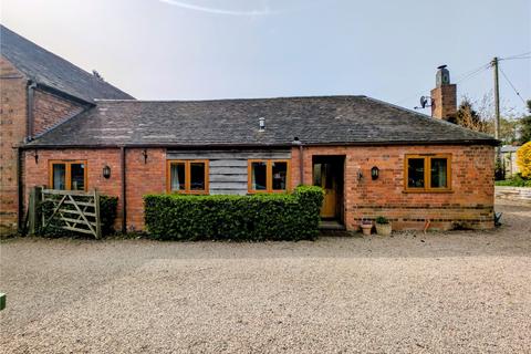 3 bed property, in Charlton, £650,000