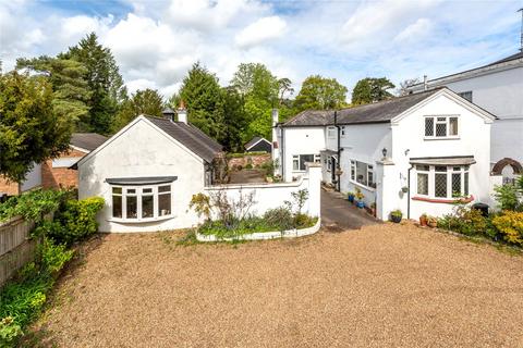 3 bed property, in Pixham Lane, £995,000