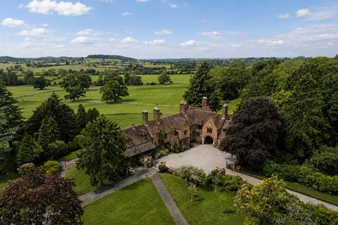 7 bed property, in Grimshaw Hill, £3,250,000