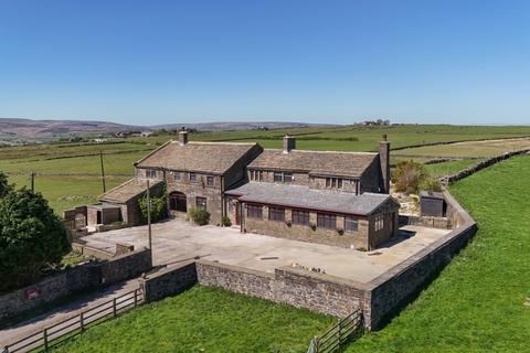 5 bed property, in Off Denholme Road, £725,000