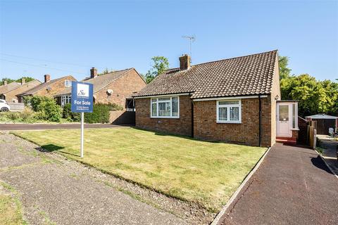2 bed property, in Stewards Rise, £415,000