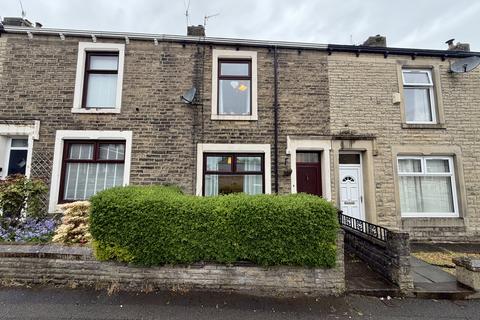 2 bed property, in Norman Road, £105,000