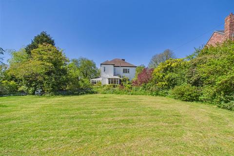 4 bed property, in Brizlincote Lane, £625,000