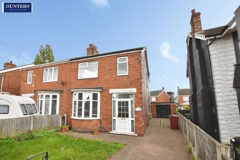 3 bed property, in Bushfield Road, £130,000