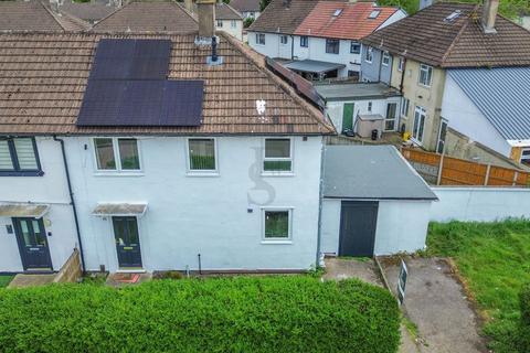 3 bed property, in Frolesworth Road, £255,000