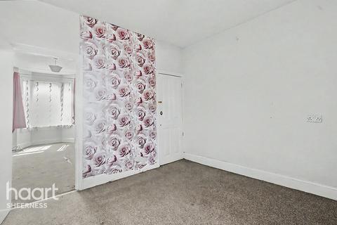 2 bed property, in Berridge Road, £150,000