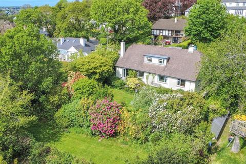 4 bed property, in Tavistock, £550,000