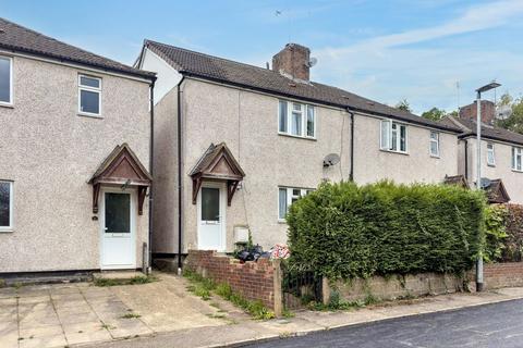6 bed property, in 10 Gade Bank, £375,000