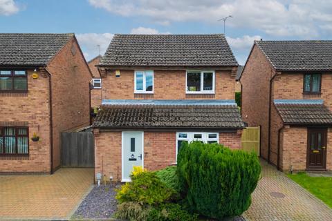 3 bed property, in Swanwick, £280,000