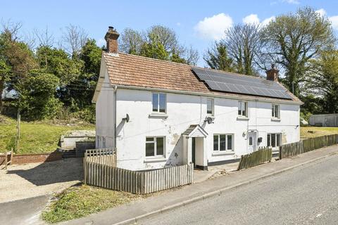 3 bed property, in Chitterne, £240,000