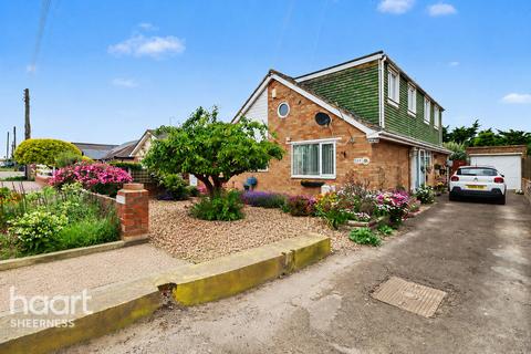 3 bed property, in Southsea Avenue, £350,000