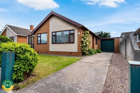 3 bed property, in Russell Avenue, £245,000