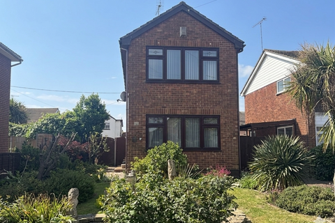 3 bed property, in Holbek Road, £400,000