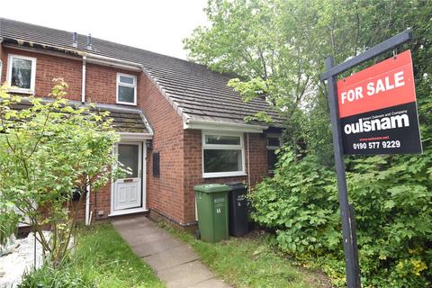 1 bed property, in Trent Close, £160,000