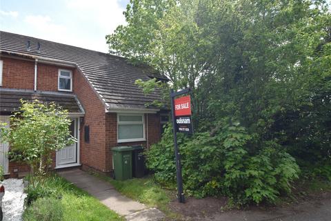 1 bed property, in Trent Close, £160,000