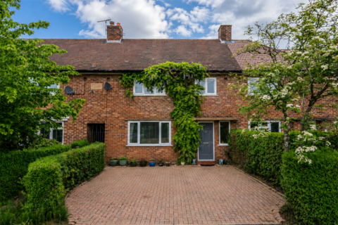 3 bed property, in The Crescent, £340,000