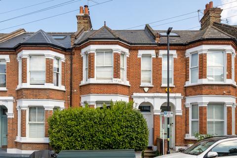 4 bed property, in Brayburne Avenue, £1,195,000