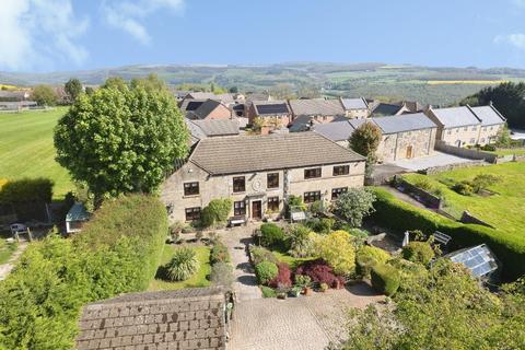 5 bed property, in Worrall Hall, £800,000