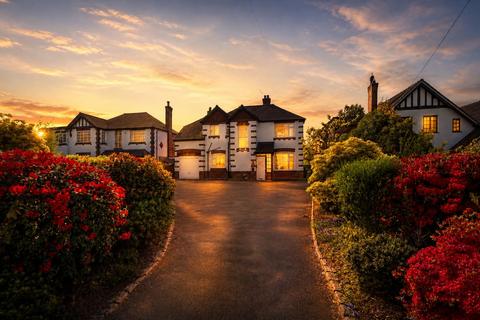 4 bed property, in Chester Road, £830,000