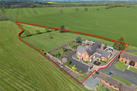 5 bed property, in Elmbridge, £1,950,000