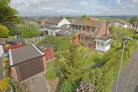 3 bed property, in Langford Road, £325,000