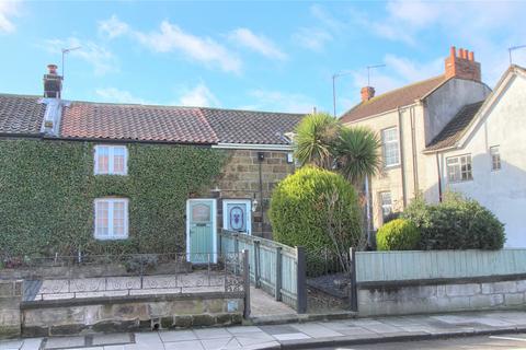 2 bed property, in High Street, £110,000