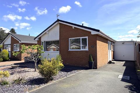 3 bed property, in Calf Croft Place, £339,950