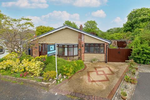 3 bed property, in Oakmere Drive, £365,000