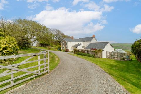 5 bed property, in Holdstone Down, £1,100,000