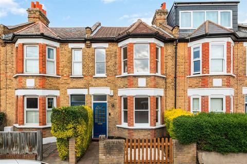 2 bed property, in Dorien Road, £750,000