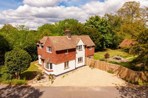 4 bed property, in Hophurst Lane, £800,000