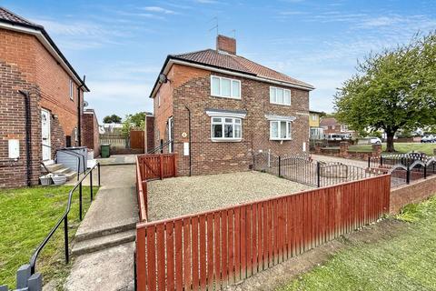 2 bed property, in Conyers Crescent, £84,950