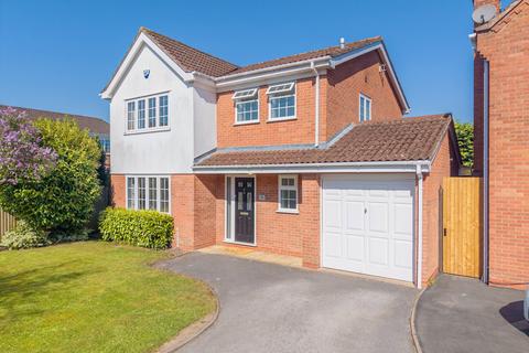 4 bed property, in Hawbridge Close, £650,000