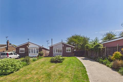 2 bed property, in Partridge Close, £315,000