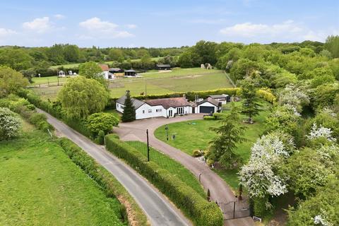 3 bed property, in West Hanningfield, £1,100,000